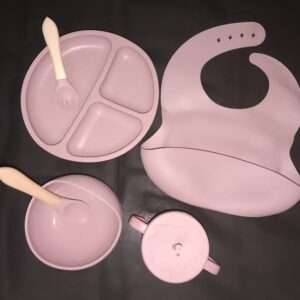 Silicone Baby Feeding Set: Safe, Durable, and Convenient During Mealtimes