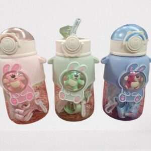 Baby drinking bottle